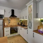Karpacz4you Przy Deptaku Z Garażem 9,8 - Zima W Górach 2026 Apartamento *